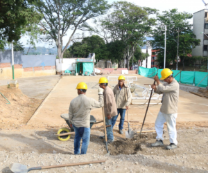 Retazo Urbano Cerviunion, Colseguros Norte Bucaramanga. Constructor : Codenco.